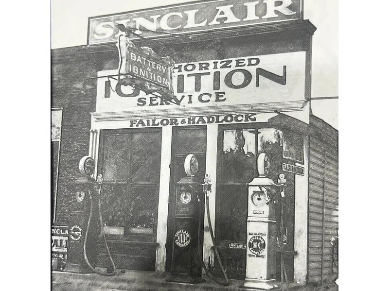 3 Color HueForge Vintage Sinclair gas Station