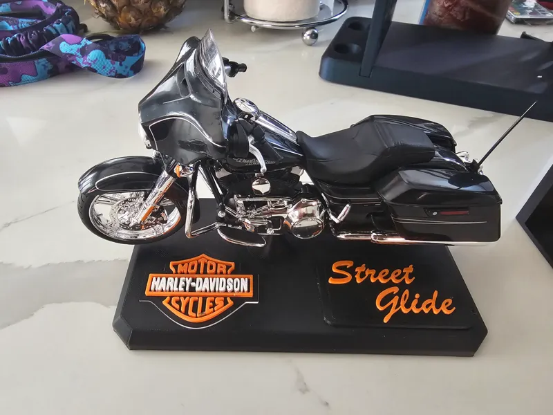 Maisto Harley Davidson 1:12 Stand