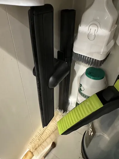 Universal Storage Rack for Bucket Vacuum Cleaners by 止水 - MakerWorld