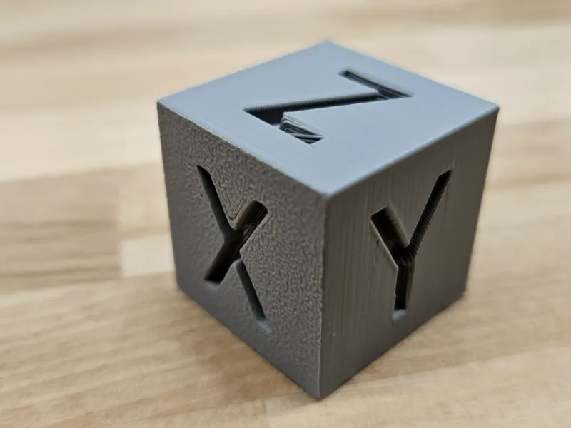 Calibration Cube for XYZ