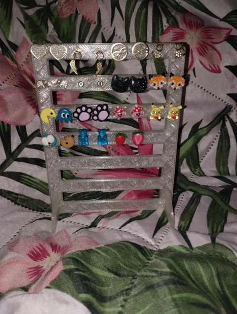 Earrings stand for stud and hanging earrings view 4