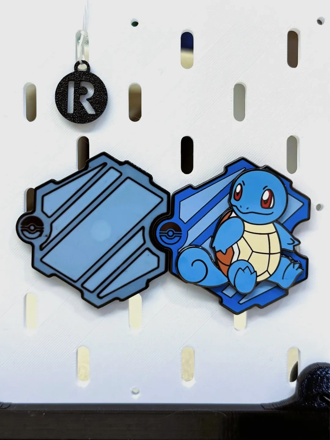 3Dプリント ポケモン冷蔵庫マグネット151 - 磁石付背面 - 無料3Dモデル