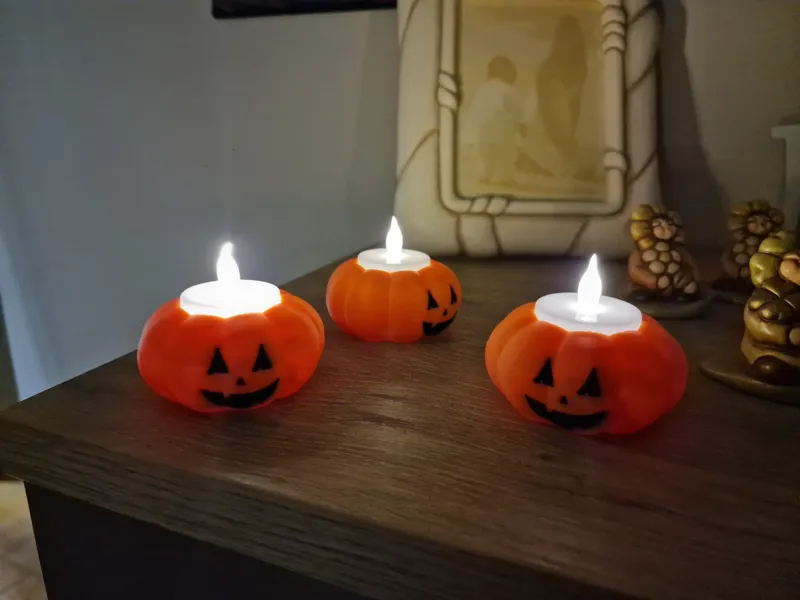 Pumpkin Face Candle Holder – Halloween Edition