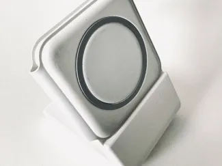 Apple MagSafe Duo Charger (Nightstand & Standby)