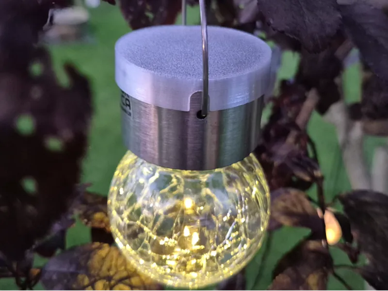 Lit for a solar lamp.