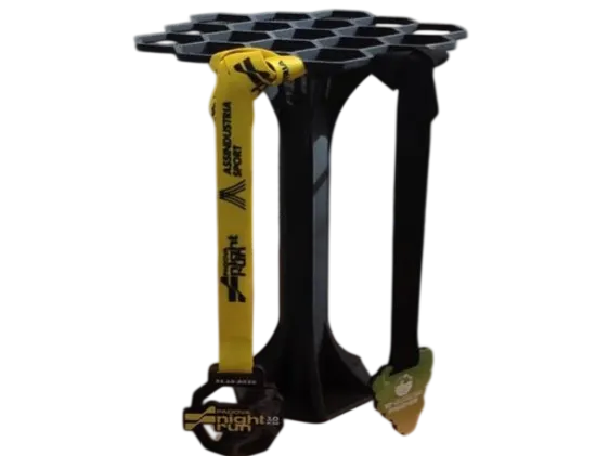 https://makerworld.bblmw.com/makerworld/model/US72e7c139ec282/design/2025-12-31_c7554fc9131058.png