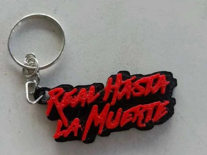 Real hasta la muerte llavero