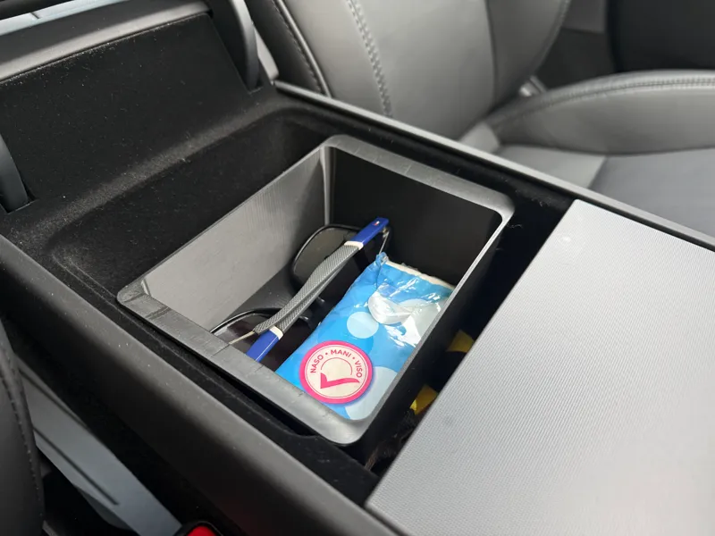 Tesla Model 3 Highland Armrest Console Tray