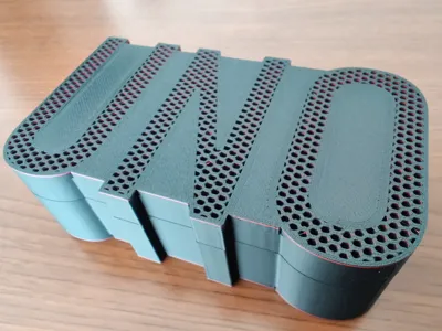 Customizable Infill Mesh UNO Case