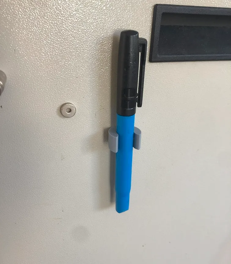 Magnetic Sharpie Holder
