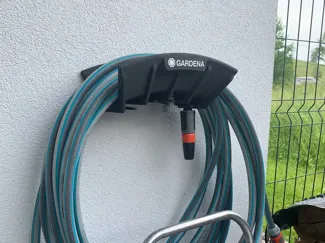 Garden house holder