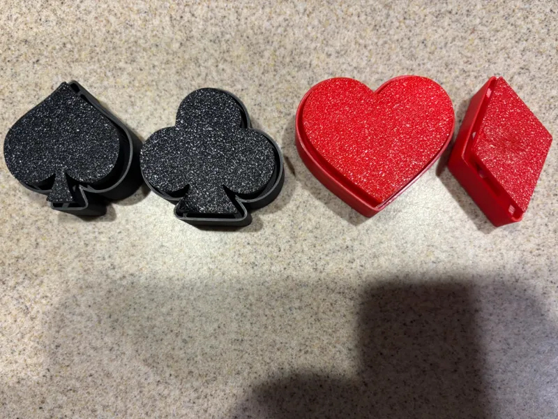4 suits clickers