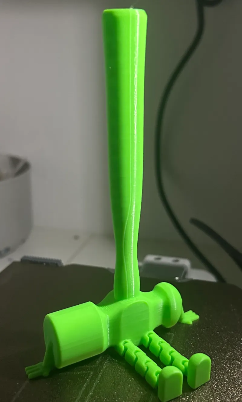 Hammer With Articulated Legs (Print In Place)