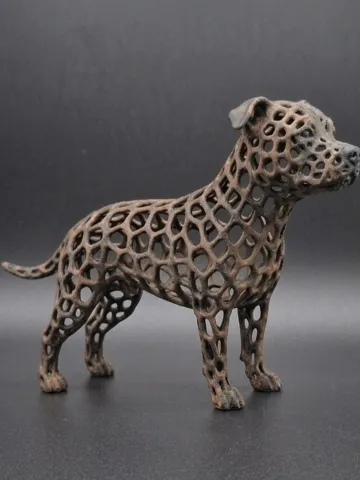 Figura decorativa: Stylized Voronoi Staffbull Dog Geometric Sculpture — vista de referencia 2