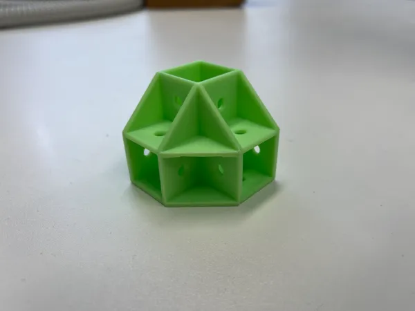 https://makerworld.bblmw.com/makerworld/model/US7312fc714217b9/design/2025-10-08_13a969cf767a08.jpg