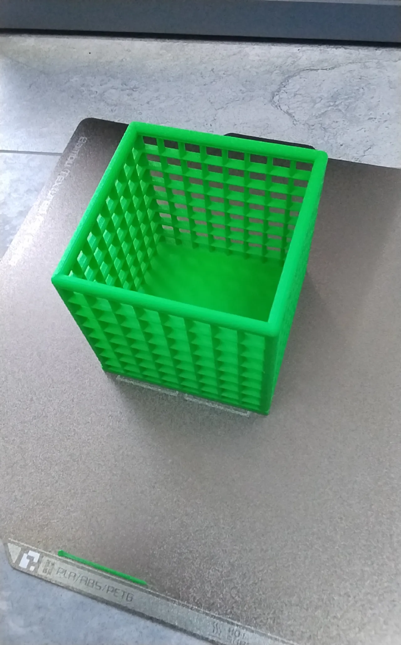 Lightweight organiser box view 3