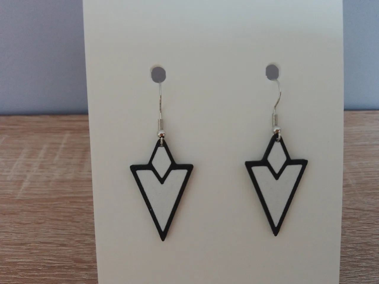 Skyrim earrings view 3