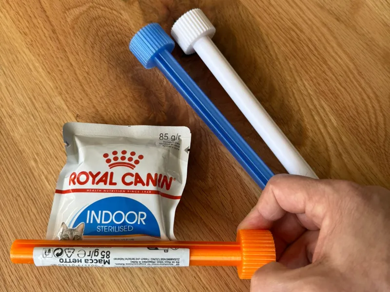 Cat Food Pouch & BIG Tube Squeezer