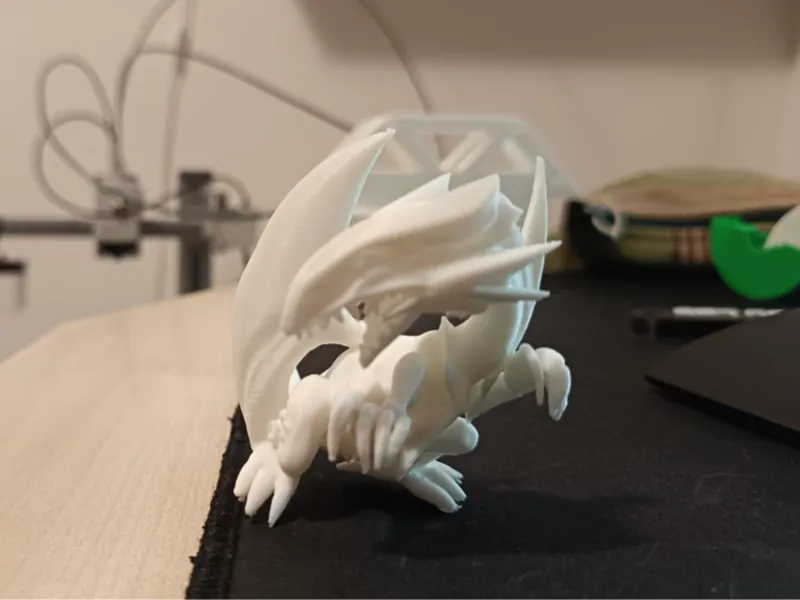 Blue-Eyes White Dragon