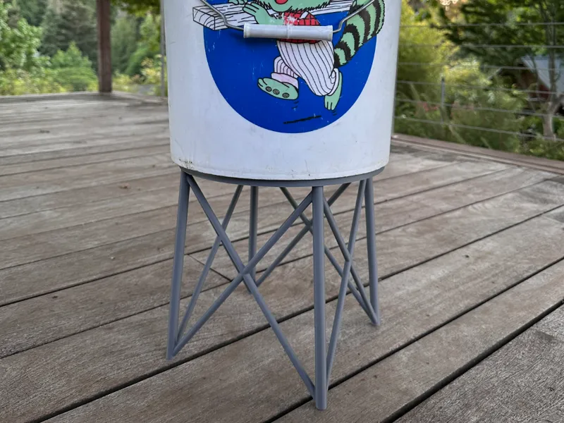 Stand for 5 Gallon Bucket