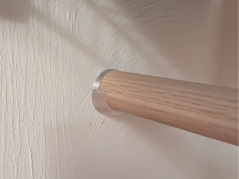 US Closet Bar Holder (1-1/4")