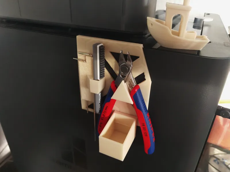 Simple Tool Holder P1S in PHA