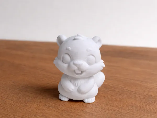 Figurine de castor mignon