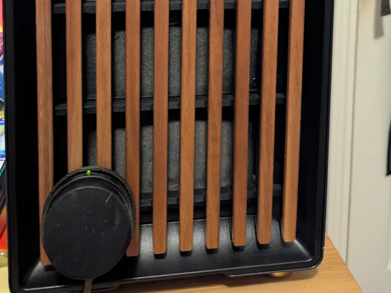 Logitech Z333 mount for Fractal North