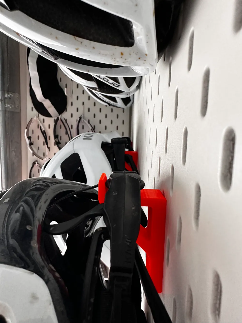 skadis-bicycle-helmet-hook-by-sander-varv-makerworld