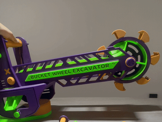 Miniatura 2 do modelo 3D 小孩玩沙子神器-电动斗轮挖机