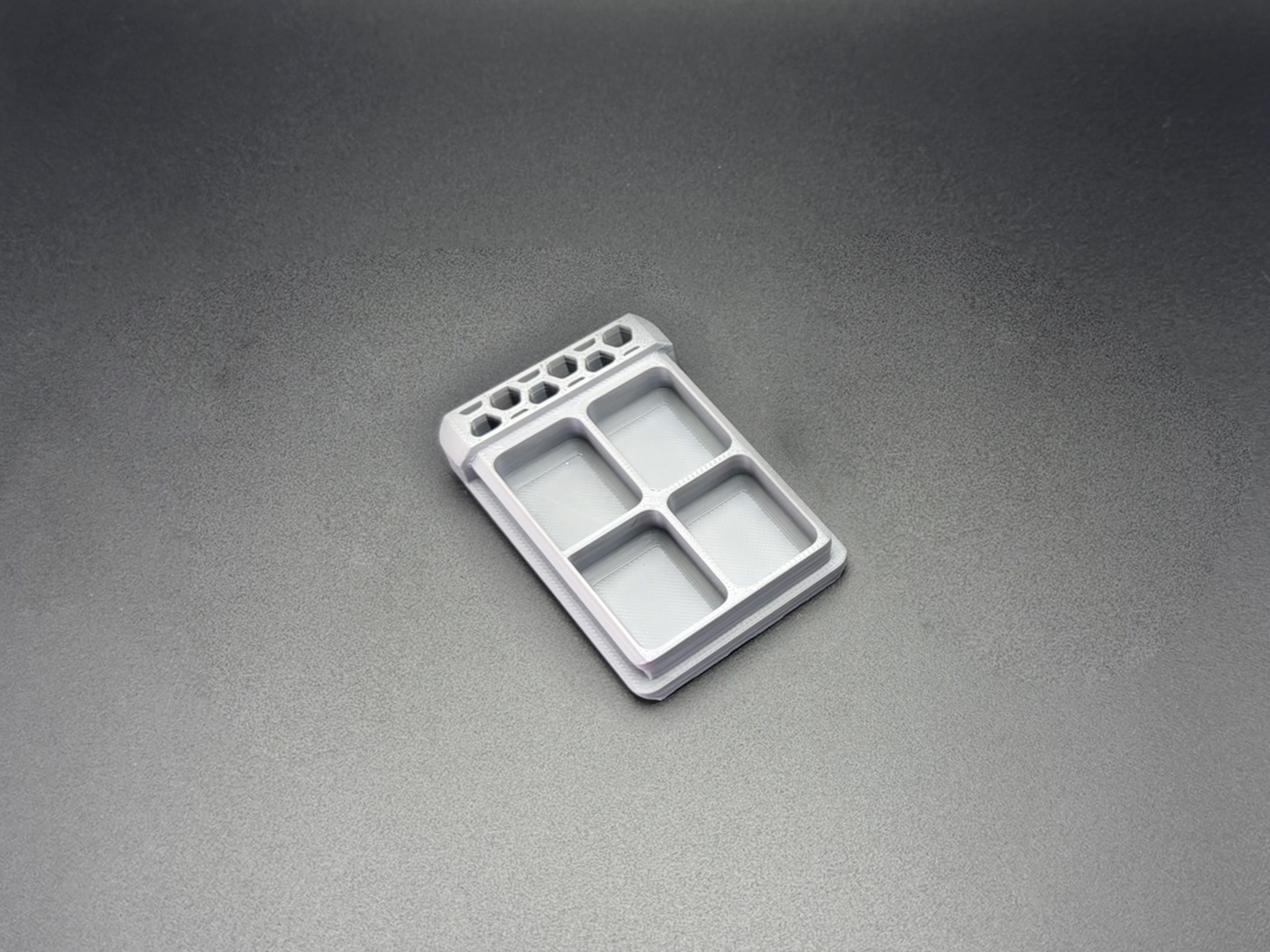 Miniatura 1 do modelo 3D 便携收纳药盒