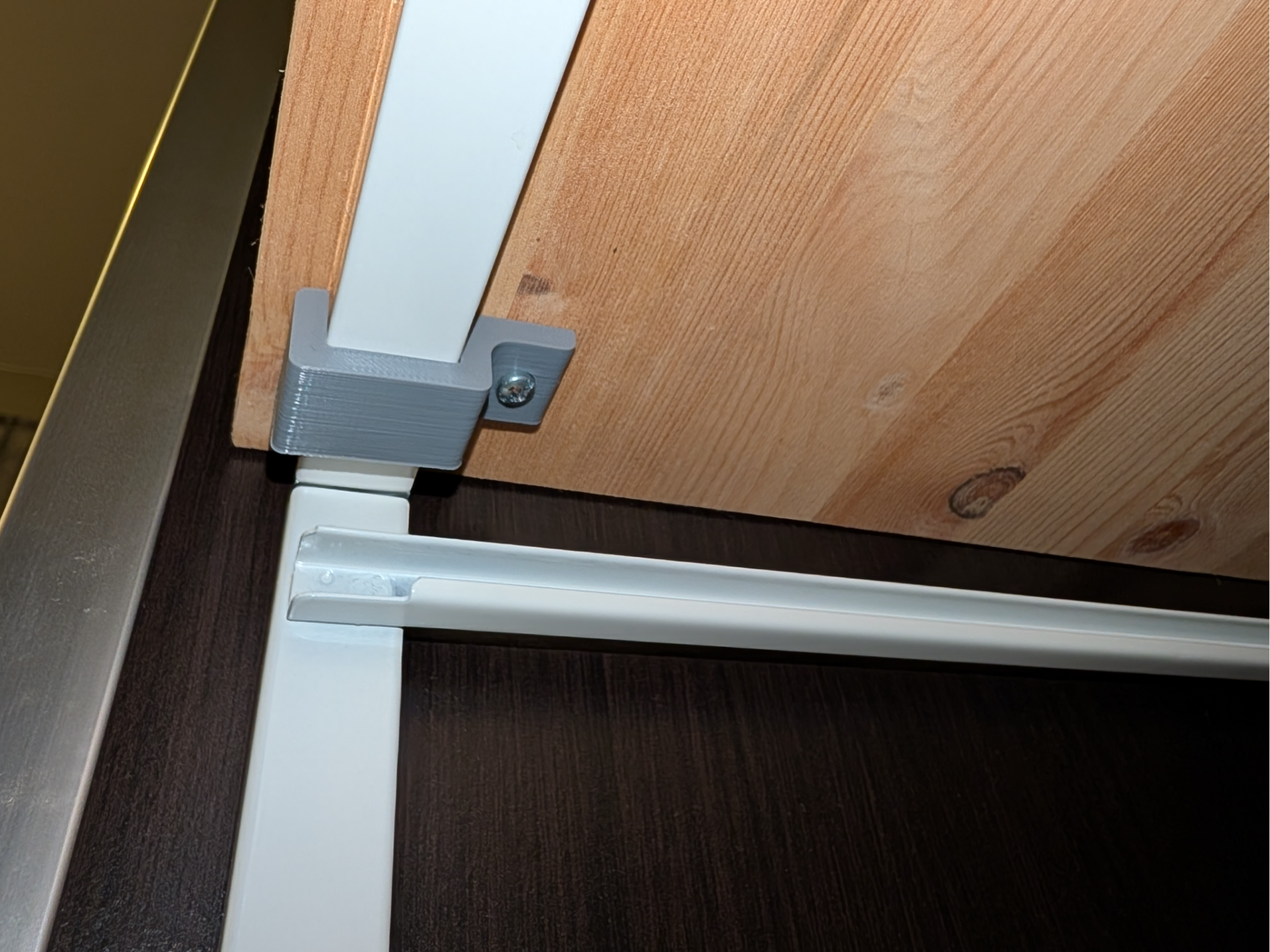 Elfa Drawer System Wood Top Bracket / Fastener