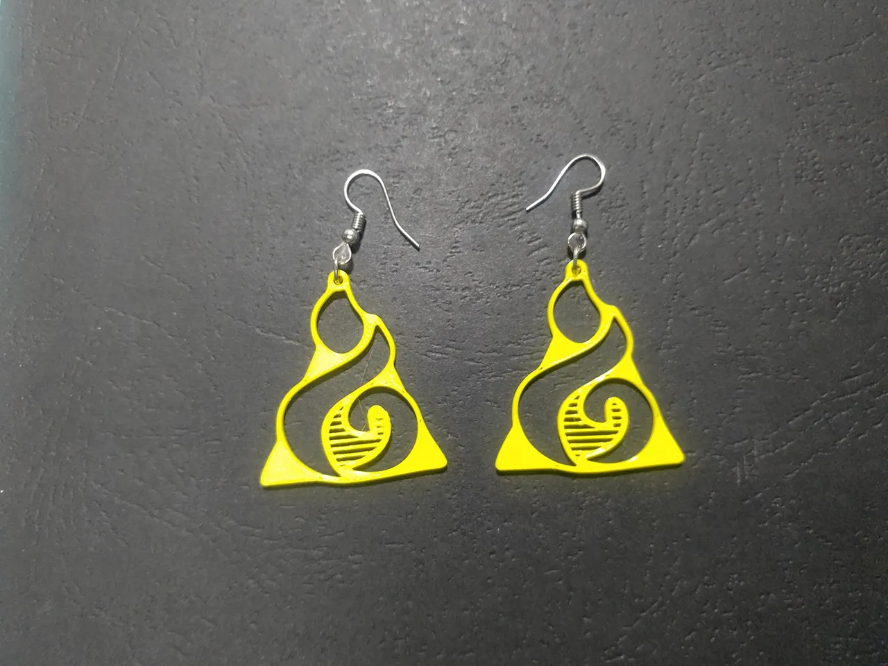 Ouroflora Coil Earrings view 3