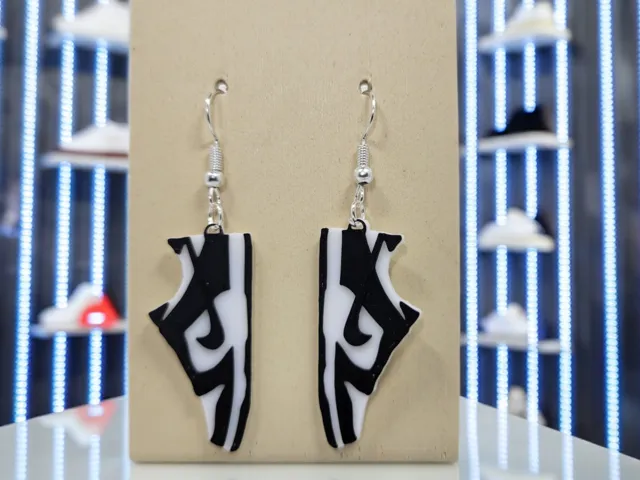 Nike dunk low Panda sneakerhead earrings