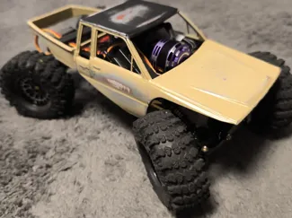 SCX24 Toyota Remix mit Ladefläche