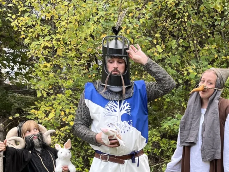 Sir Bedevere Helmet – Monty Python Cosplay