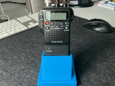 Stand for ALAN 42 CB Radio