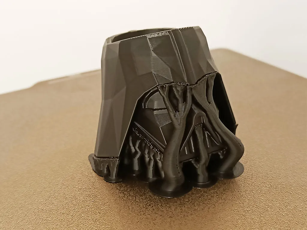 Darth Vaser - A Cat Wars Low-Poly Vase Planter view 3