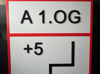 Kennzeichnung von Treppenräumen nach DIN 4066