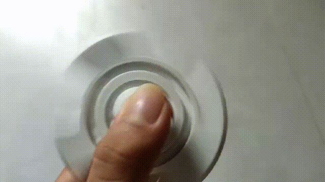 丝滑的指尖陀螺（双轴承）