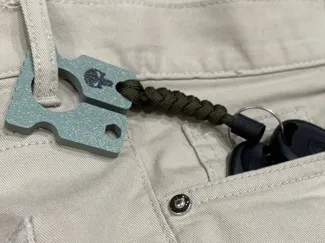 EDC BitTag – Keychain with Bit Holder