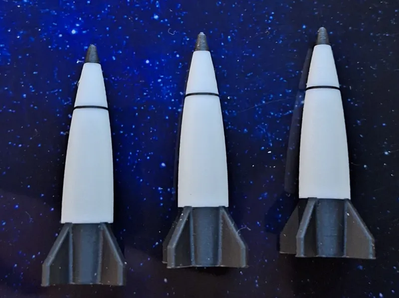 100 Small Rockets for STEM give-aways