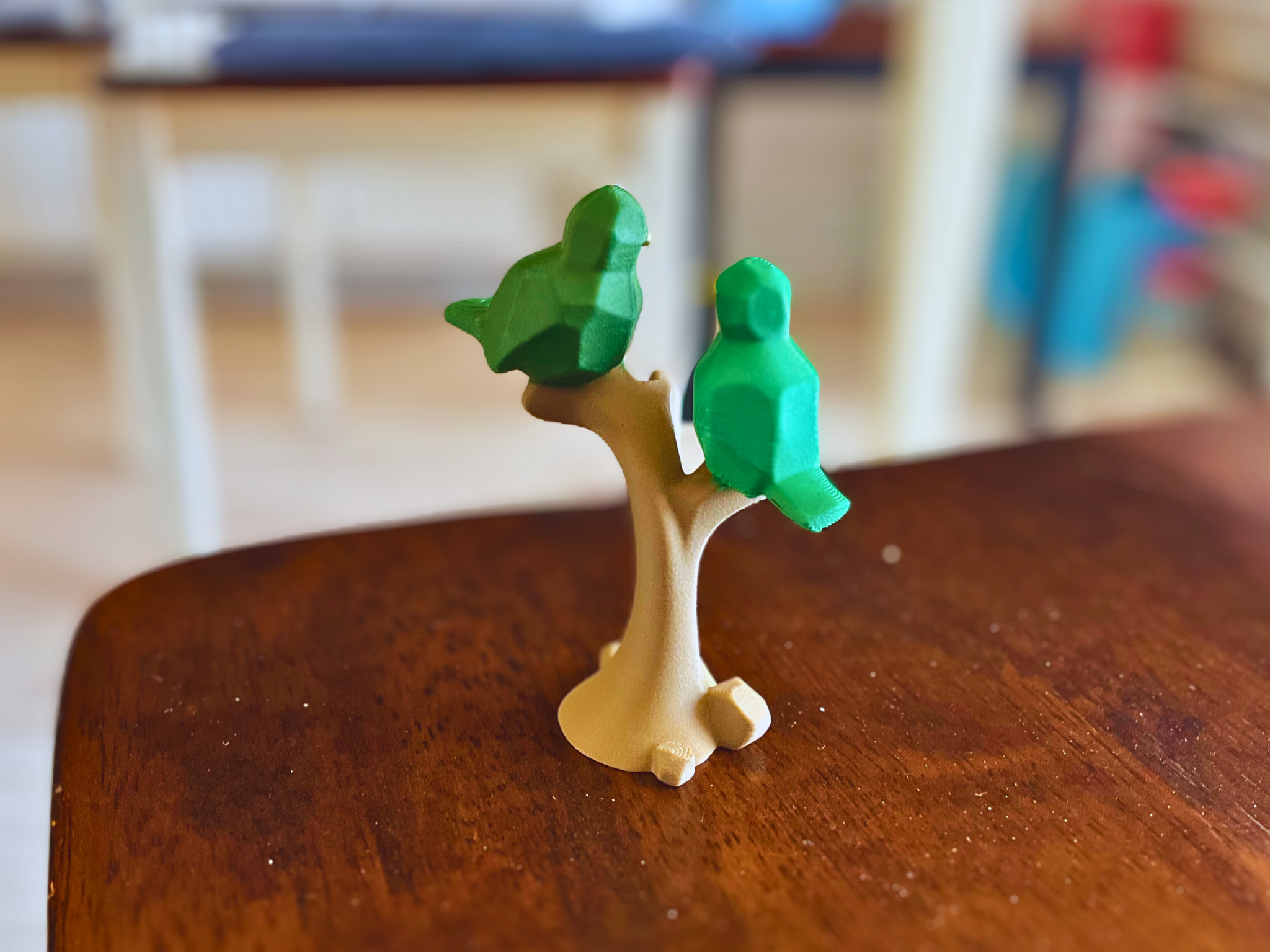 Miniatura 2 do modelo 3D 三色款树杈小鸟模型