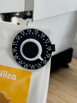 Coffee grind reminder dial