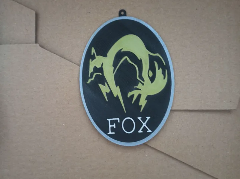 portachiavi del logo di mgs
