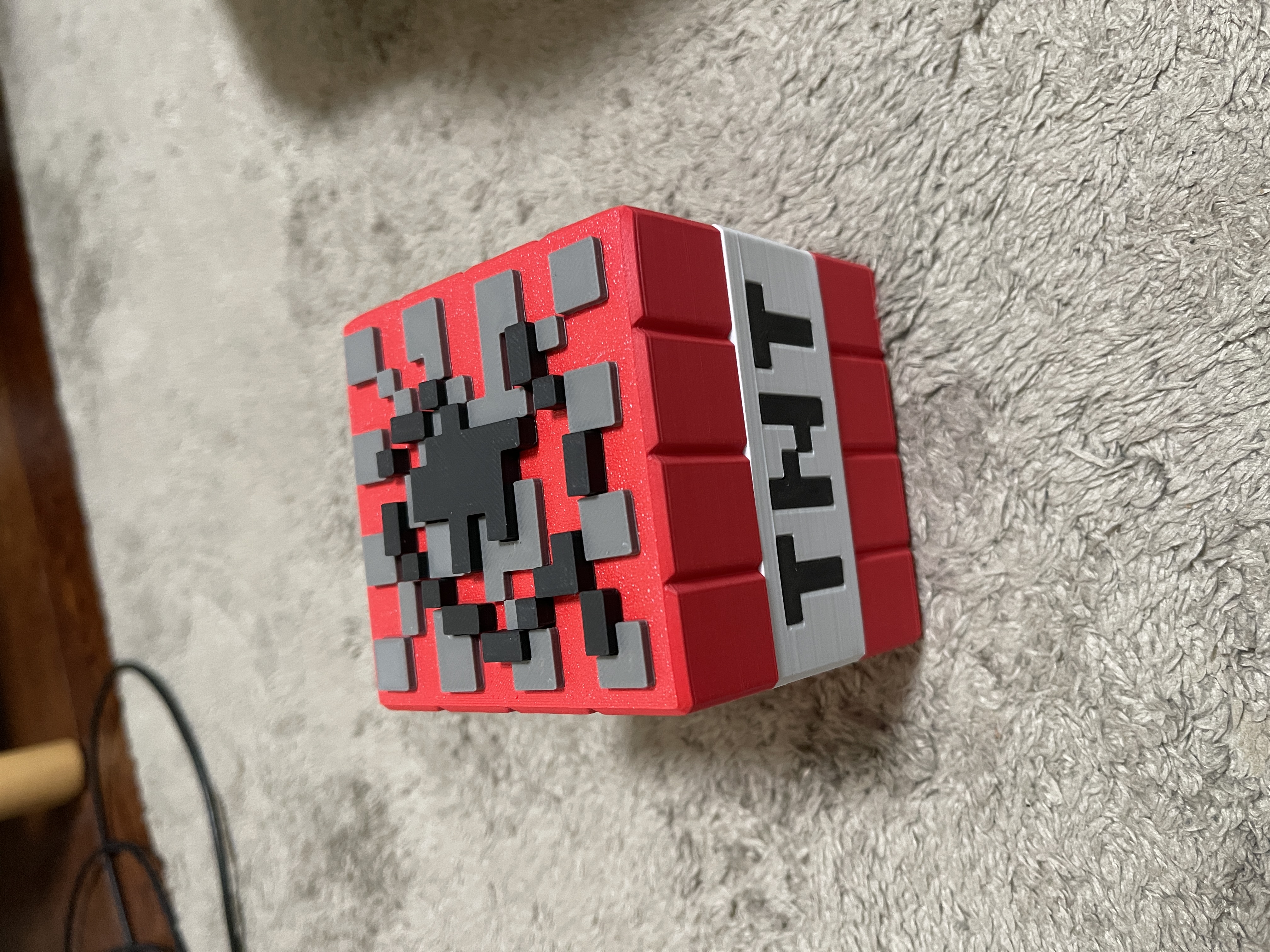 Miniatura 2 do modelo 3D 我的世界TNT旋盖收纳盒
