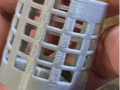 Fischkorb mit 2 löchern haub