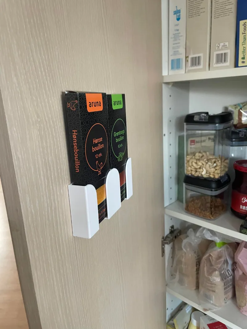 Bouillon cube holder / storage