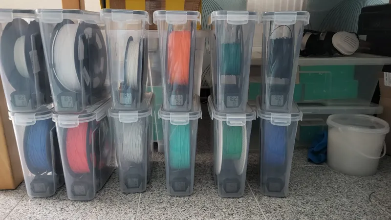 Filament Dry Container