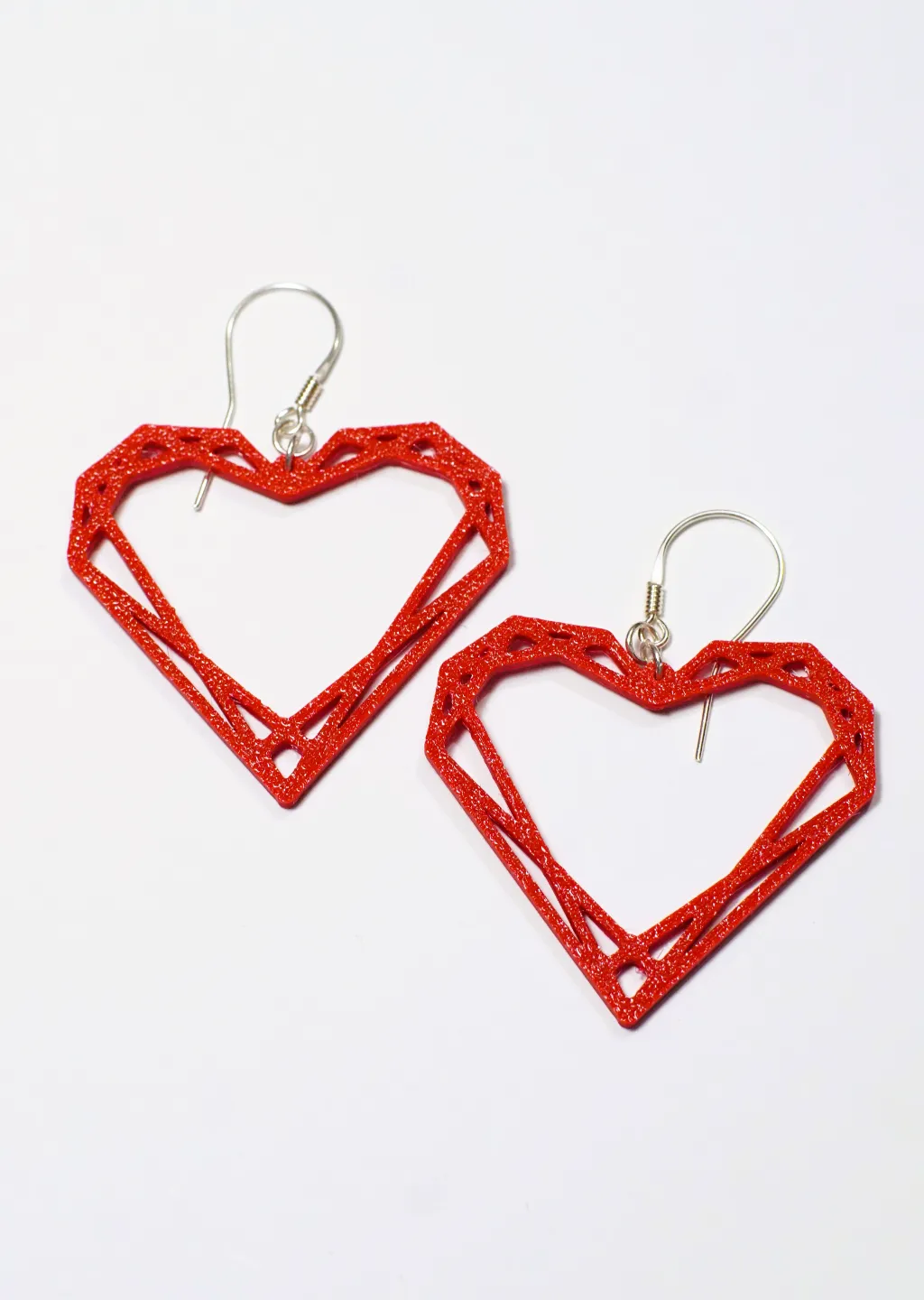 Earring heart valentine's day low poly view 2